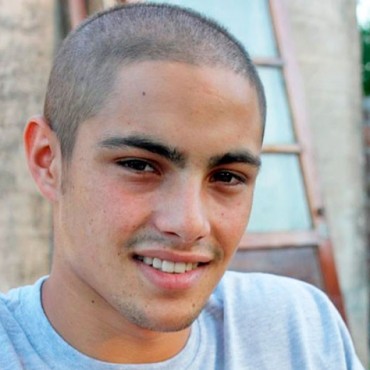 Joven de Alvear con cáncer por “cuestiones ambientales”