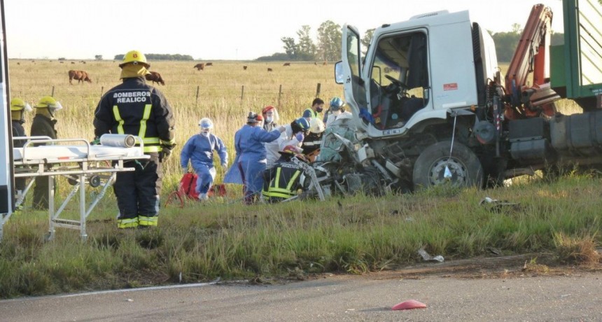 Tragedia en la Ruta 188: no pueden ubicar a los familiares de las víctimas