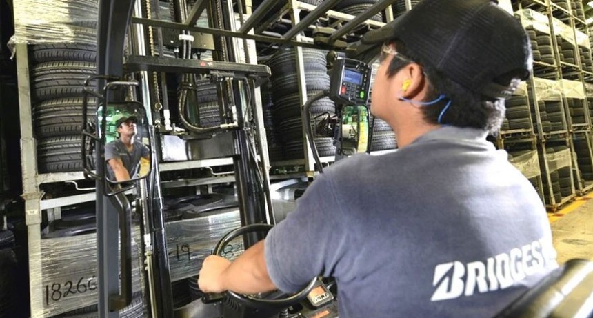 Bridgestone pagará un bono de $730.000 a cada uno de sus trabajadores en Argentina