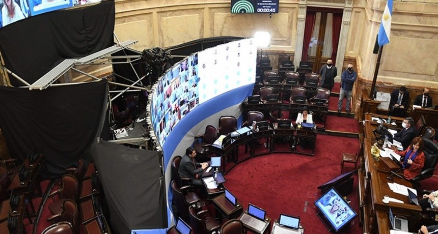 Hackeado hace casi un mes, el Senado no recuperó aún su funcionamiento normal