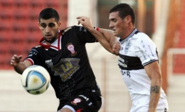 Huracán y Gimnasia se dividieron los puntos en Parque Patricios