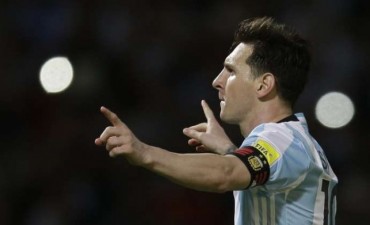 Con un magistral Messi, Argentina vence 2-0 a Bolivia
