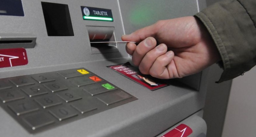 Por la cuarentena hubo malas liquidaciones de salarios a estatales y ahora pagan aparte