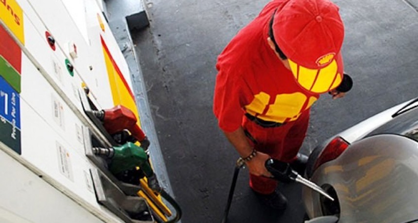 Volvieron a aumentar las naftas y gasoil