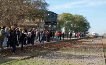 El tren cero kilómetro llegó a Bahía