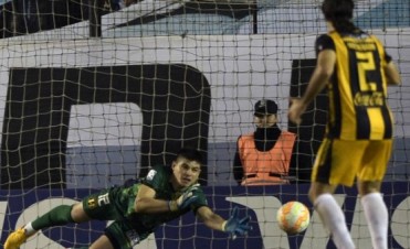 Guaraní eliminó Racing