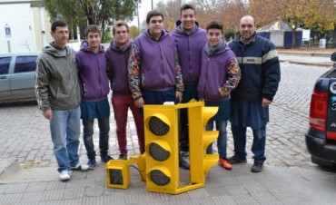 FUNCIONA A CONTROL REMOTO