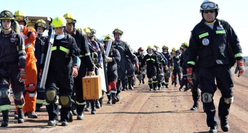Dos bomberos pampeanos se capacitarán en Colombia