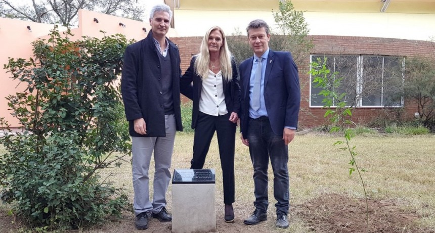 Homenajearon al primer rector de la UNLPam