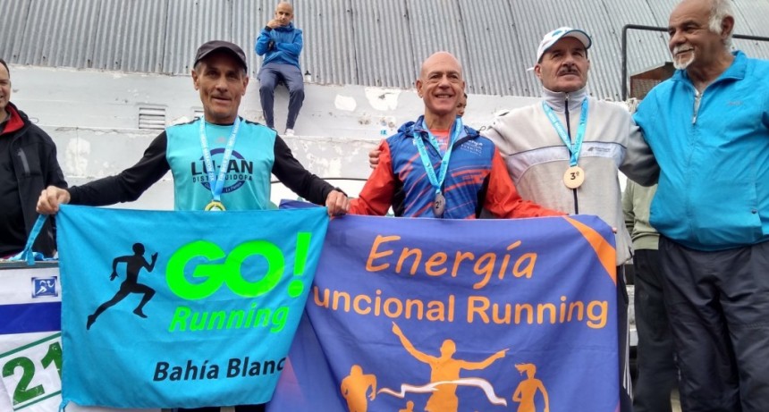 El día sábado 25 de mayo, en conmemoración al día de la patria, se celebró el segundo campeonato provincial de 21 kilómetros en la ciudad de Bahía Blanca.