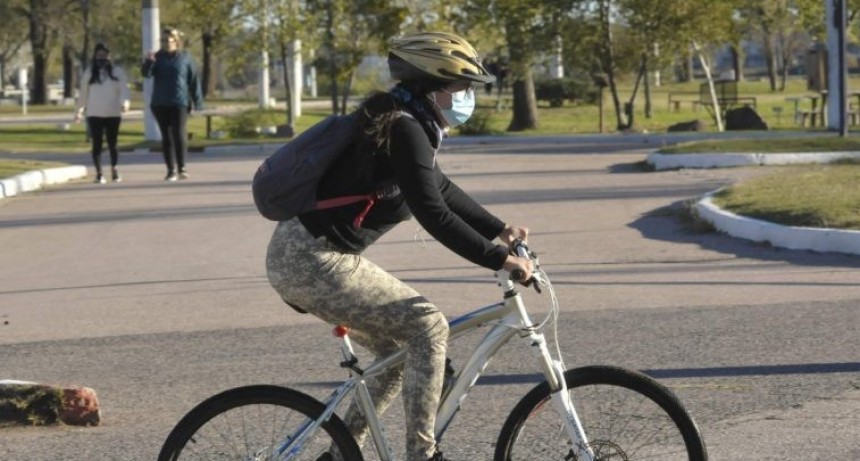 Aclaran que no se puede andar en bici