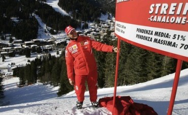 Michael Schumacher salió del coma y continuará con "su larga fase de rehabilitación"