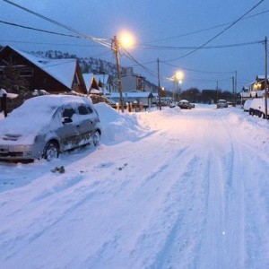 La nieve no da tregua en Tierra del Fuego