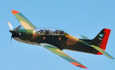 Cayó un avión de la Fuerza Aérea en Córdoba: dos muertos