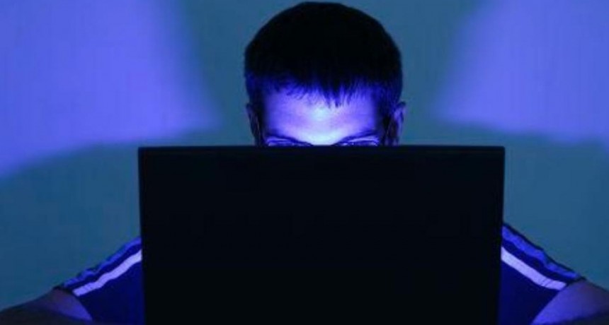 "No es tan fácil hackear una cuenta de una red social"