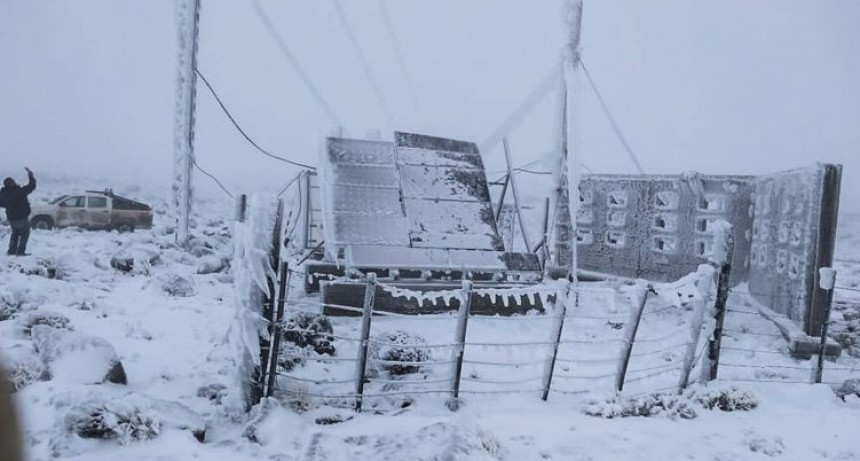 Colapsaron al menos 38 torres de alta tensión en Chubut