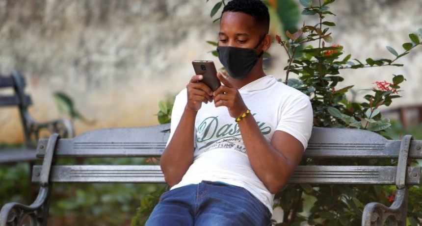 La herramienta que permitió que 1,4 millones de cubanos accedieran a Internet en medio del apagón del régimen