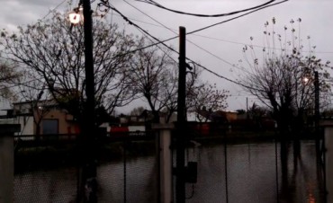 .Hay al menos 200 evacuados