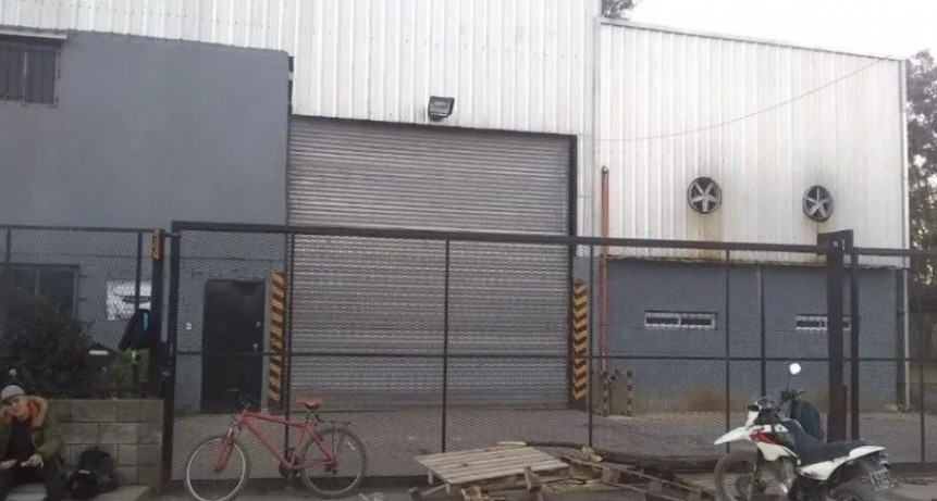 Cerró una fábrica de baterías para autos: hay 35 despedidos
