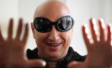 El cantante sufrió un problema cardíaco en medio de un show