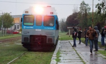 El tren retomó sus viajes a Santa Rosa