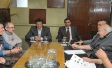 MONOTRIBUTISTAS CONTRATADOS POR LA PROVINCIA