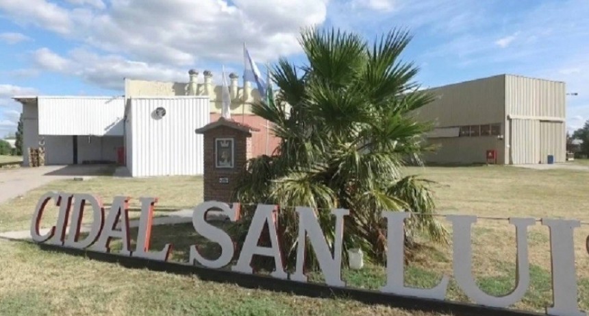 Cierra importante fábrica de látex en San Luis y deja 65 despedidos