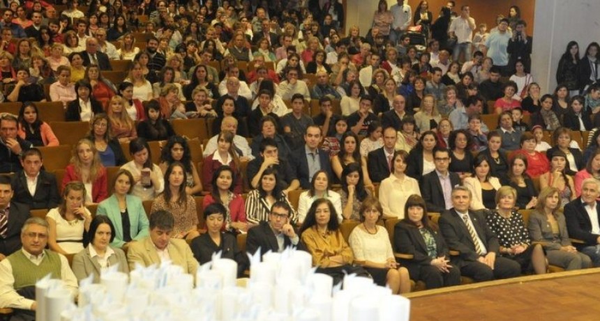 La lista de graduados en el próximo acto de colación