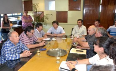 Con una jornada de cinco horas los monotributistas pasarán a la planta del estado provincial