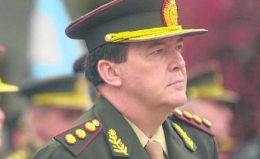 MILANI YA ES TENIENTE GENERAL