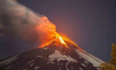Alerta amarilla por actividad en el volcán Villarrica