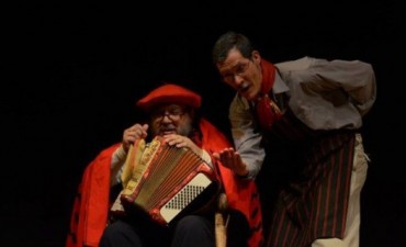 TEATRO EN GUATRACHE