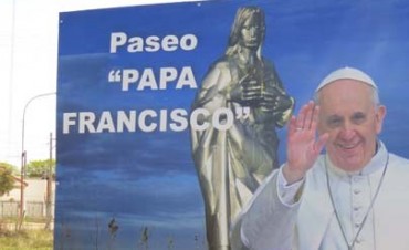 SE INAUGURÓ EL PASEO PAPA FRANCISCO EN DARREGUEIRA